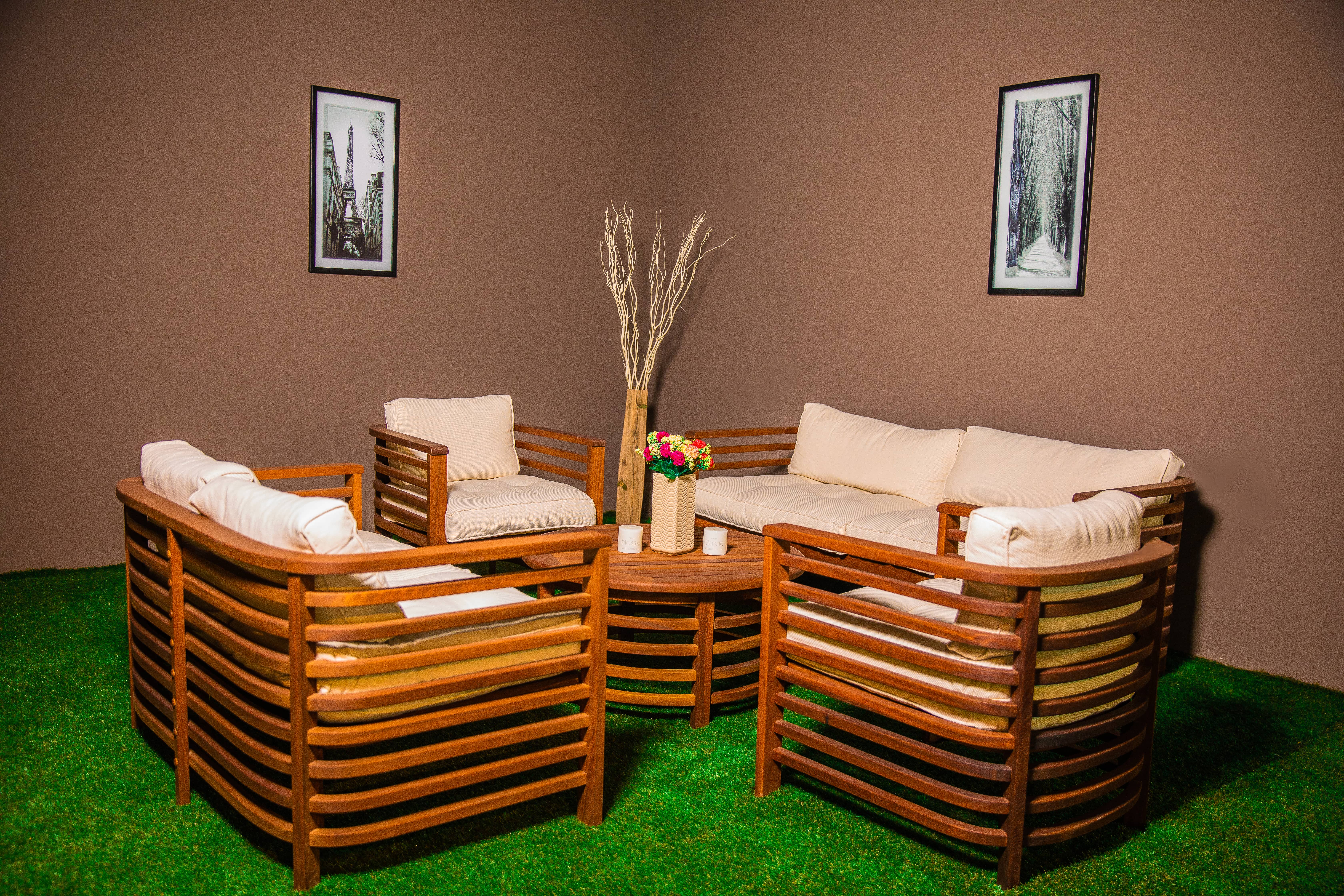 Stylish Wooden Furniture for Villas